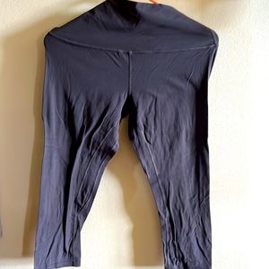 Lululemon Align Size 10. Slate grey. 18’ inseam